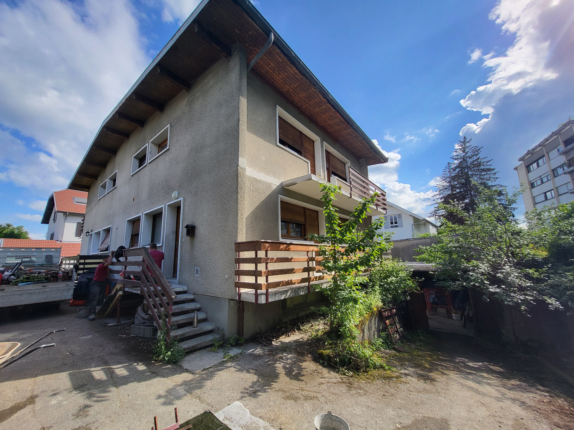 Création d'un accès extérieur indépendant à l'étage — Annecy-le-Vieux — Les travaux (1)